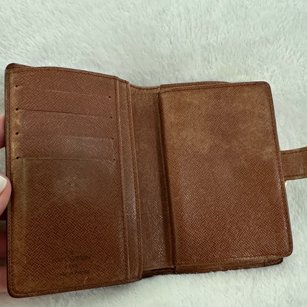 LOUIS VUITTON MONOGRAM PORTE MONNAIE BILLETS VIENNOIS BIFOLD KISSLOCK WALLET - Picture 8 of 13